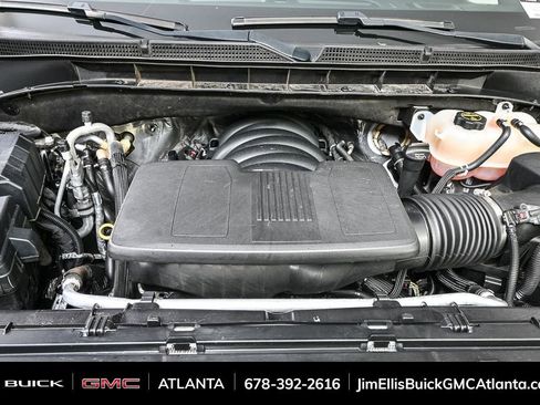 Used 2024 GMC Yukon SLT image 36