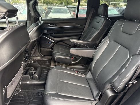 Used 2021 Jeep Grand Cherokee L Overland w/ Luxury Tech Group IV AWD/4WD image 6