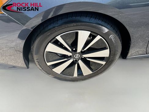 Used 2022 Nissan Altima 2.5 SV FWD image 25