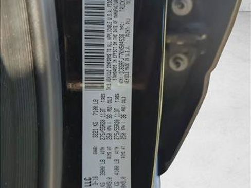 Used 2019 RAM 1500 Laramie image 29