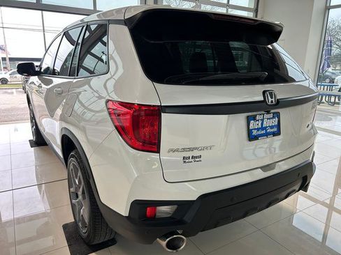 Used 2023 Honda Passport EX-L image 10