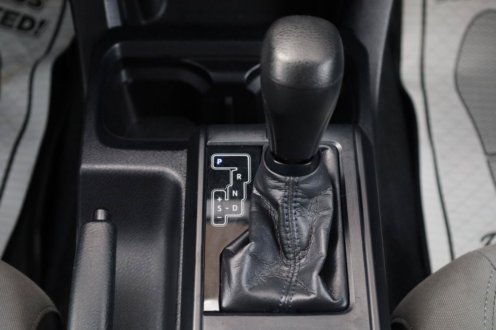 Used 2020 Toyota Tacoma SR AWD/4WD image 31