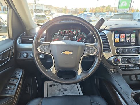Used 2018 Chevrolet Tahoe LT w/ RST Edition image 5