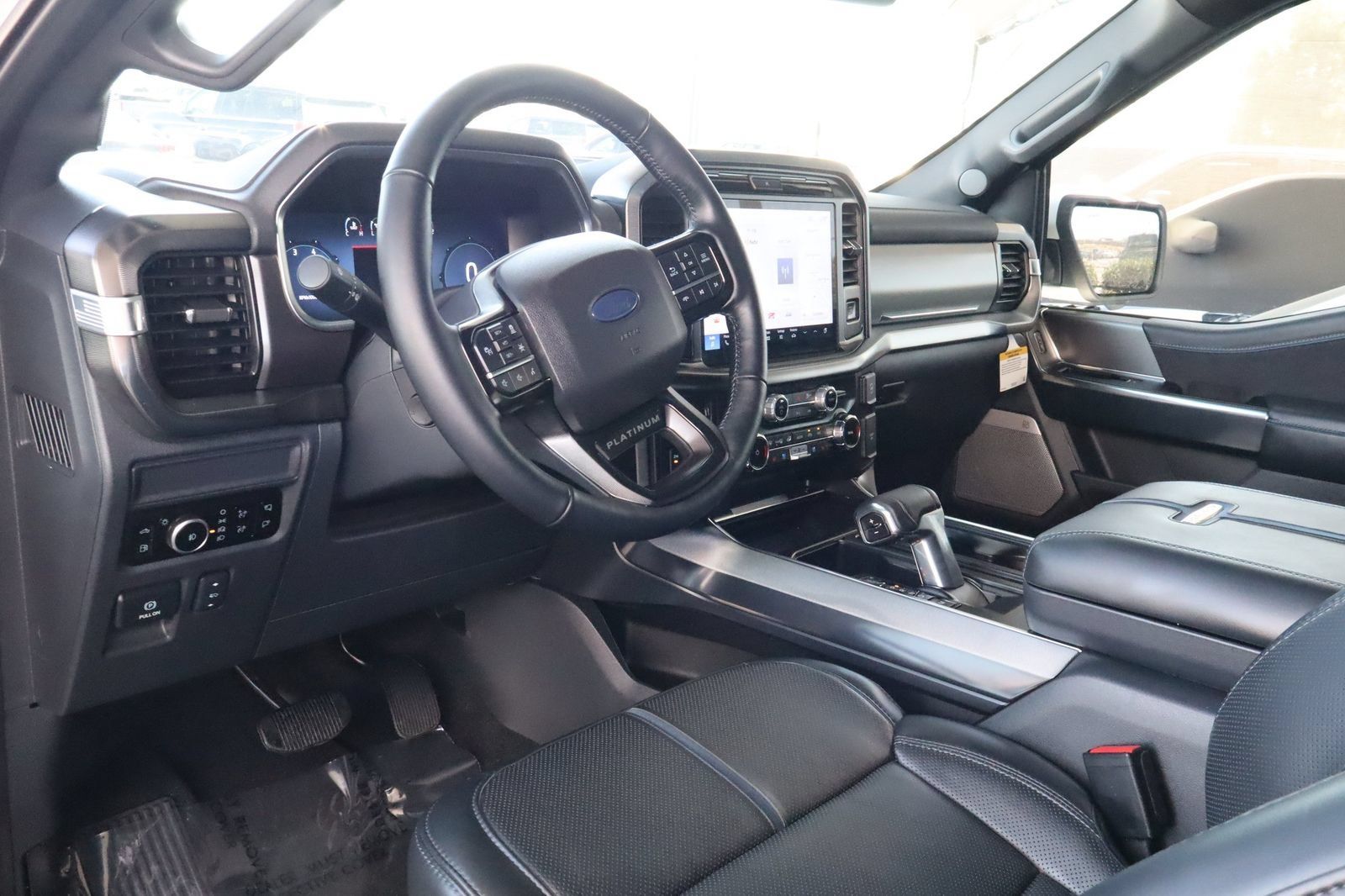 Used 2025 Ford F150 Platinum AWD/4WD image 18