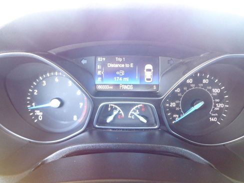 Used 2018 Ford Focus SEL w/ Cold Weather Package FWD image 22