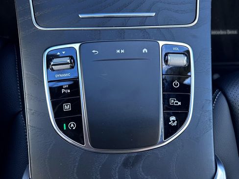 Certified 2022 Mercedes-Benz GLC 300 image 24