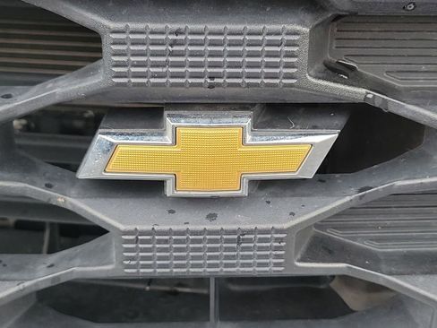 Used 2025 Chevrolet Silverado 1500 Custom image 11