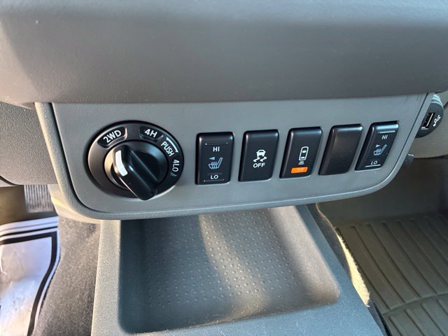 Used 2019 Nissan Frontier SV w/ Value Truck Package AWD/4WD image 32