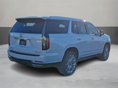 New 2026 Cadillac Escalade Luxury w/ LPO, Floor Liner Package image 3