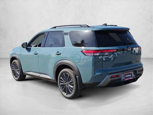 New 2026 Nissan Pathfinder SL AWD/4WD image 9