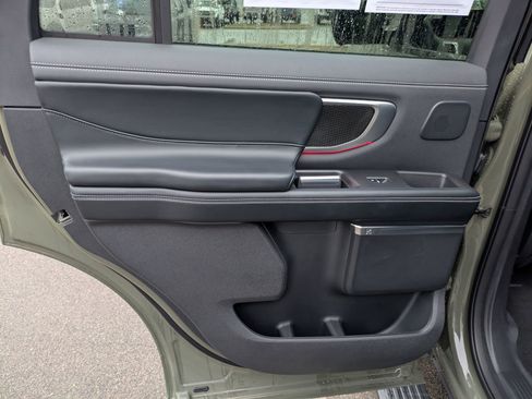 Certified 2025 Ford Expedition Platinum w/ Stealth Performance Package image 29