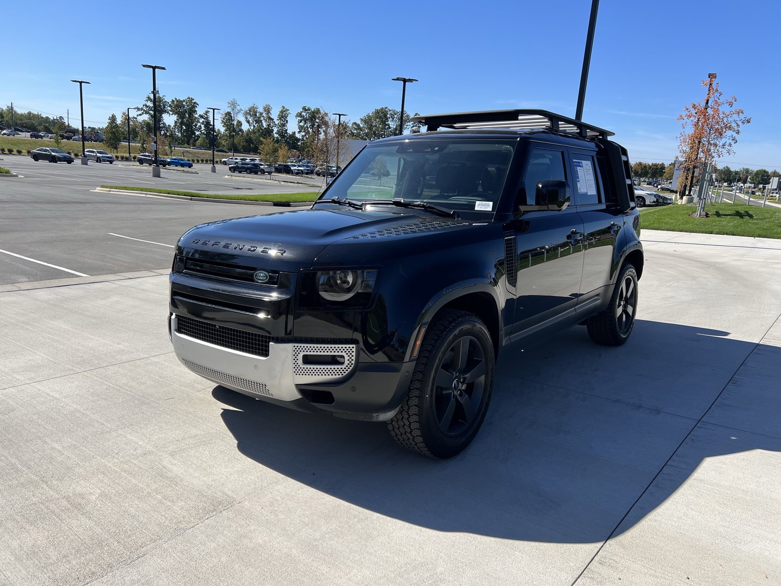 Used 2025 Land Rover Defender 110 S AWD/4WD image 4