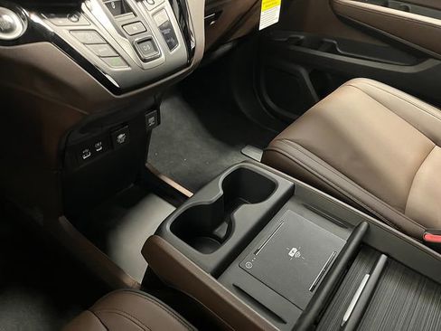 New 2026 Honda Odyssey Touring image 15