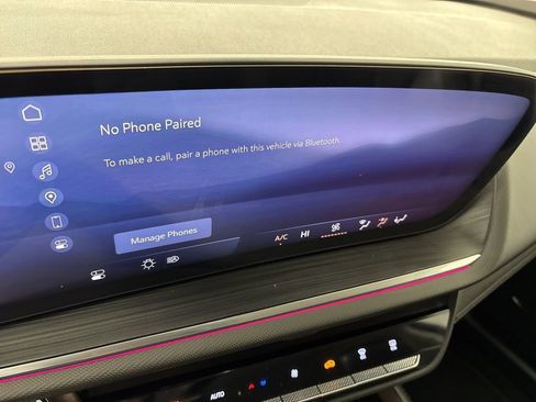 Used 2025 Buick Envision Preferred image 32