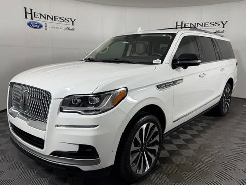 Used 2023 Lincoln Navigator L Reserve AWD/4WD image 1