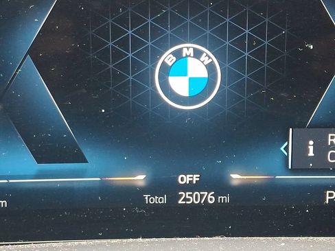 Used 2026 BMW X7 xDrive40i AWD/4WD image 21