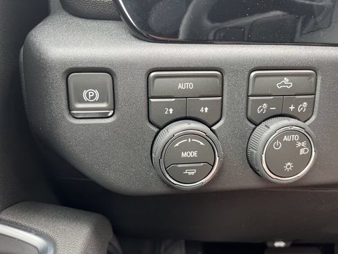 New 2026 Chevrolet Silverado 1500 LT AWD/4WD image 18