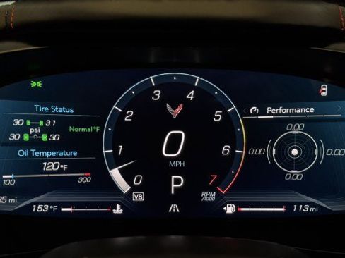 Used 2024 Chevrolet Corvette Stingray Premium Cpe w/ Z51 Performance Package image 11