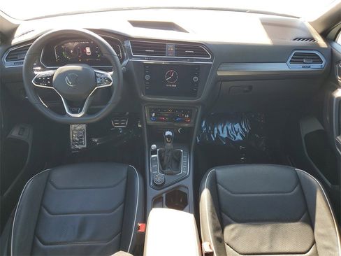 Used 2022 Volkswagen Tiguan SEL R-Line image 15