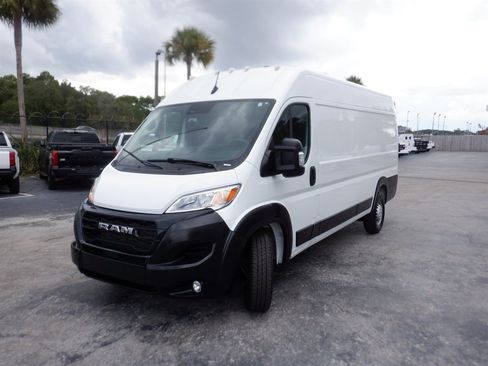 Used 2025 RAM ProMaster 3500 w/ Convenience Group FWD image 22