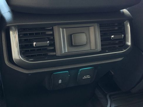 Used 2022 Ford F150 XLT w/ Equipment Group 302A High image 25