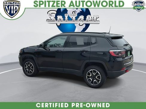 Used 2024 Jeep Compass Trailhawk AWD/4WD image 7