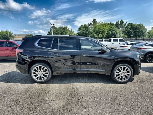 New 2026 GMC Acadia Denali w/ Super Cruise Package FWD image 10