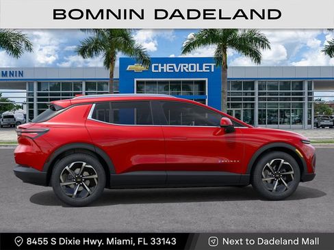 New 2026 Chevrolet Equinox EV LT image 5