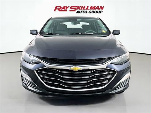 Used 2023 Chevrolet Malibu LT image 2