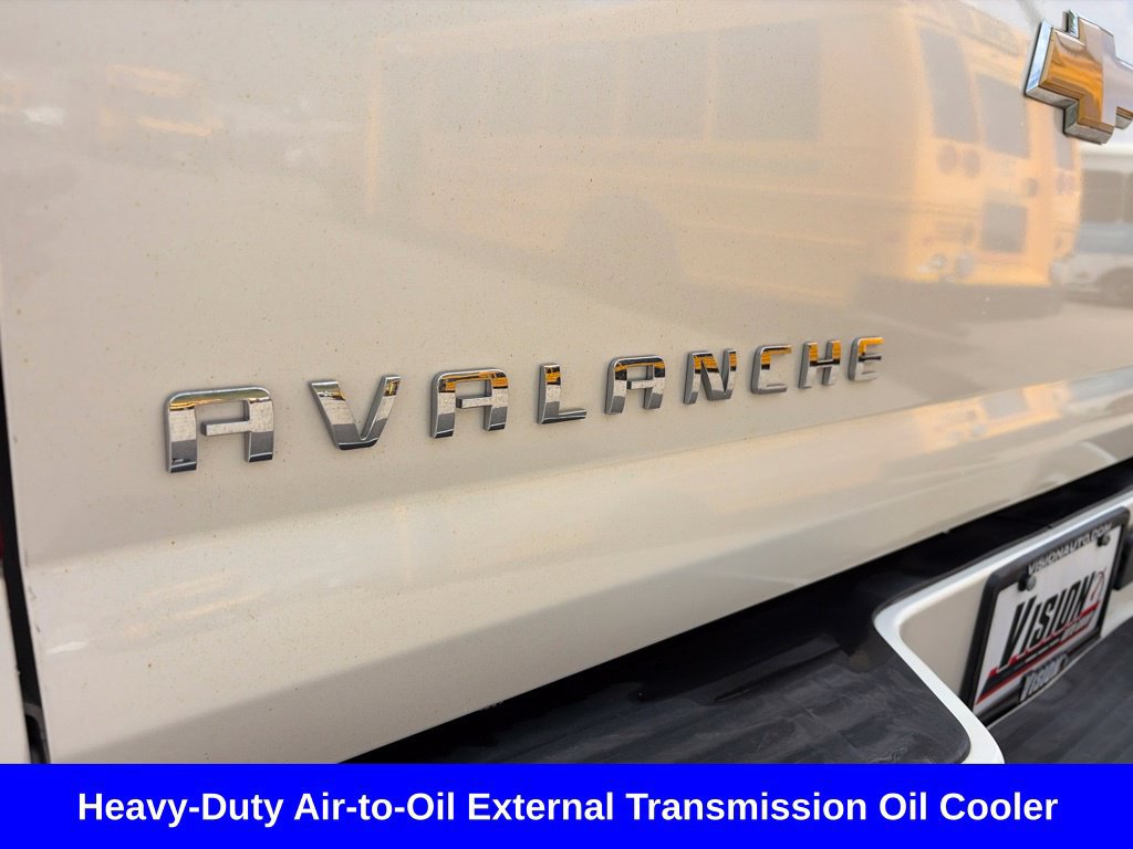 Used 2013 Chevrolet Avalanche LTZ AWD/4WD image 16