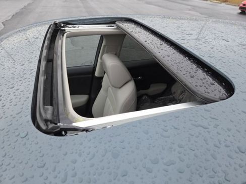 New 2026 Honda HR-V EX-L image 4