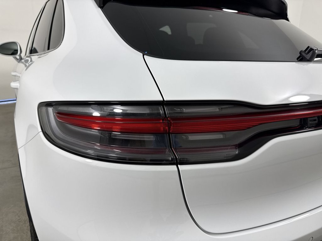 Certified 2026 Porsche Macan S AWD/4WD image 18