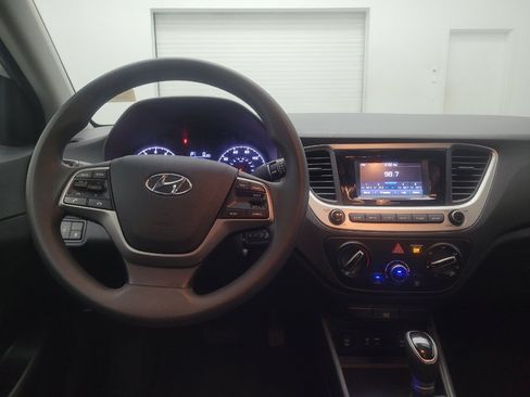 Used 2022 Hyundai Accent SE FWD image 22