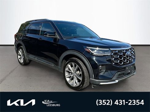Used 2025 Ford Explorer Platinum w/ Ultimate Package AWD/4WD image 1