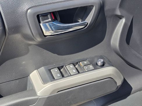 Used 2023 Toyota Tacoma TRD Off-Road AWD/4WD image 22