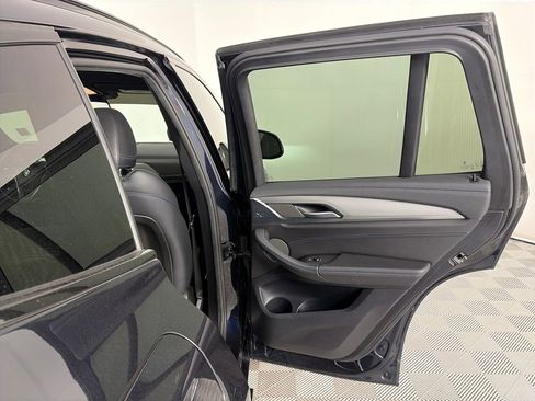 Used 2018 BMW X3 M40i image 28