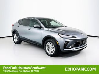 Used 2025 Buick Envista Preferred video 1