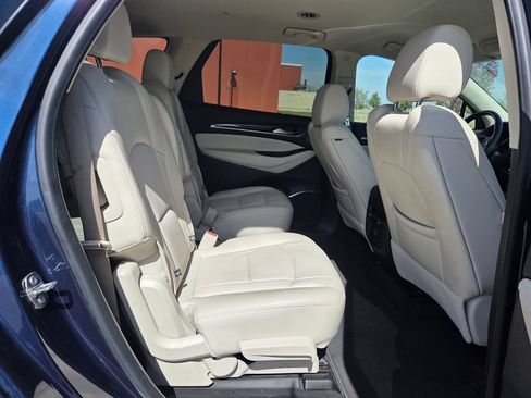 Used 2024 Buick Enclave Essence w/ Technology Package AWD/4WD image 35