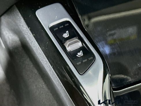Certified 2022 Kia Sorento SX FWD image 20