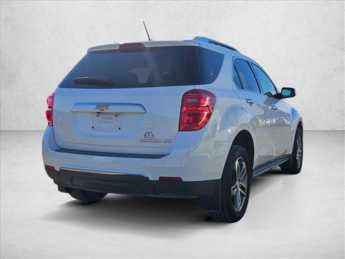 Used 2016 Chevrolet Equinox LTZ w/ Enhanced Convenience Package image 4