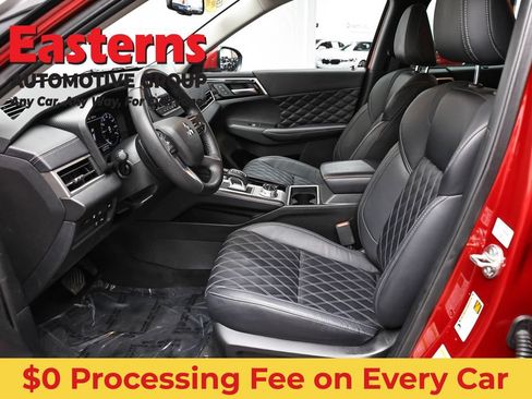 Used 2023 Mitsubishi Outlander SEL AWD/4WD image 14
