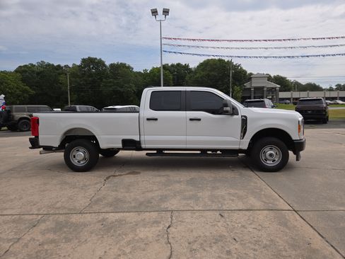 Used 2023 Ford F350 XL w/ XL Driver Assist Package AWD/4WD image 5