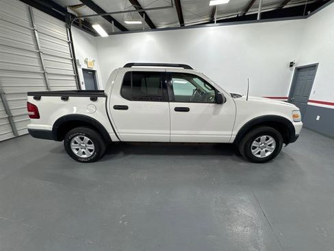 Used 2010 Ford Explorer Sport Trac XLT RWD image 6