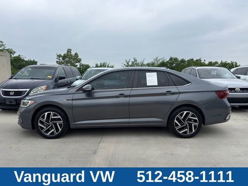 Used 2023 Volkswagen Jetta SEL FWD image 6