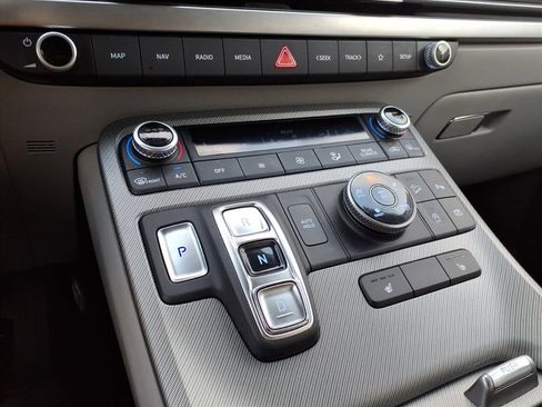 Used 2025 Hyundai Palisade SEL image 25