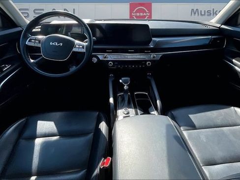Used 2025 Kia Telluride S AWD/4WD image 7