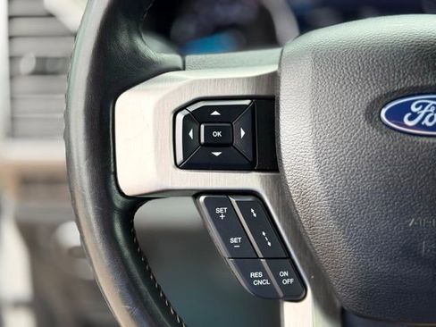 Used 2020 Ford F450 Platinum w/ FX4 Off-Road Package image 30