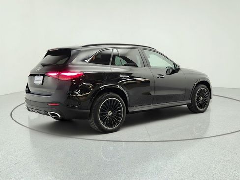 Certified 2023 Mercedes-Benz GLC 300 image 5
