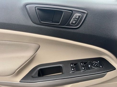Used 2020 Ford EcoSport S AWD/4WD image 10