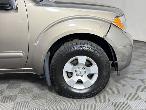 Used 2006 Nissan Pathfinder S AWD/4WD image 12